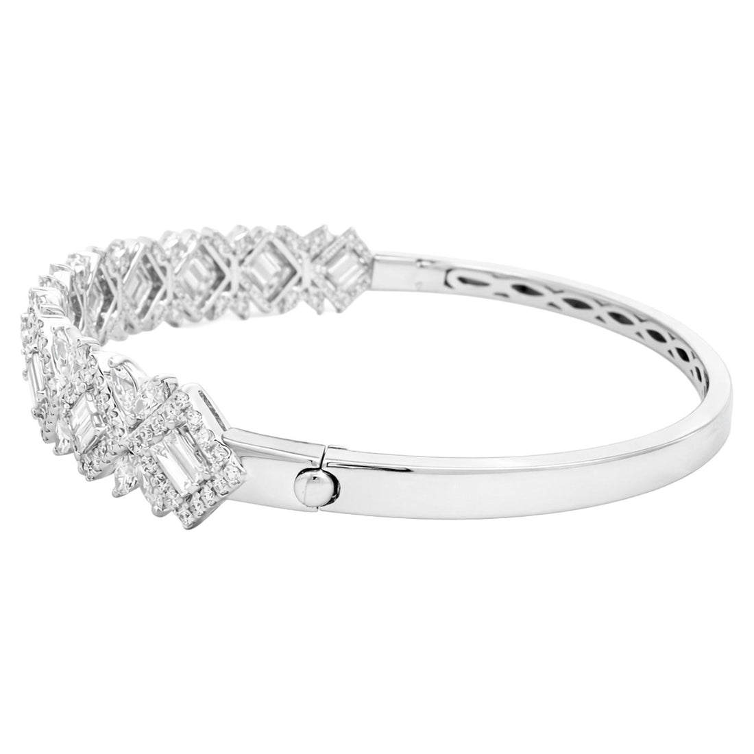 Baguette Diamond Halo Station Bangle