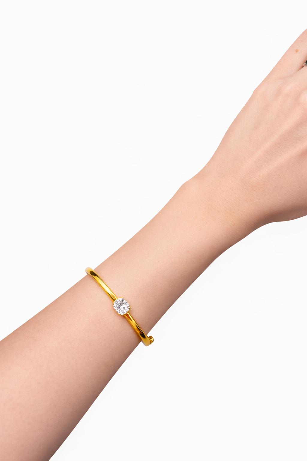 Cushion Diamond Bangle